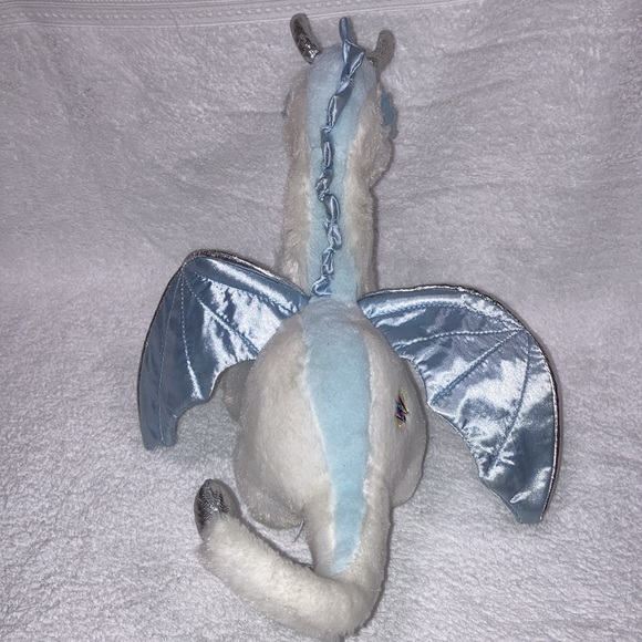 Ganz Webkinz HM396 Ice Dragon White Blue Shimmer Plush 12" No Code VERY CLEAN - Picture 2 of 8